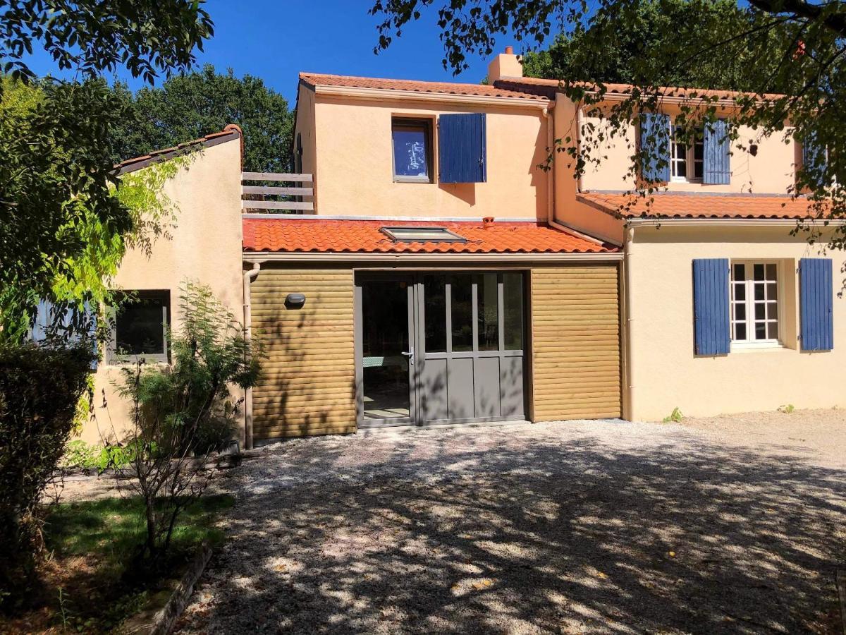 Maison Charmante Avec Piscine Privee A Saint-Georges-De-Pointindouxc Bagian luar foto
